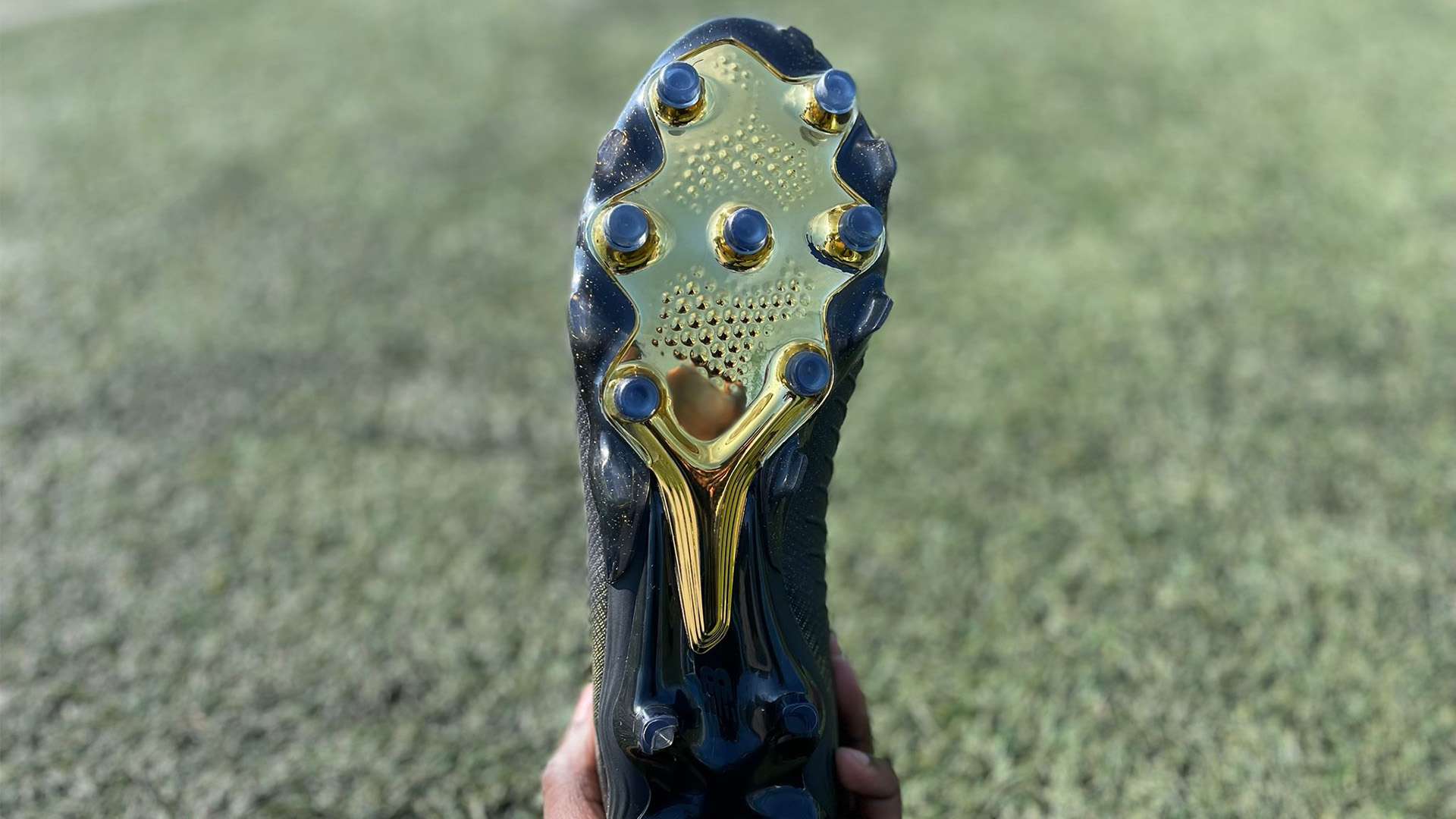 中场的强大 中场的强大