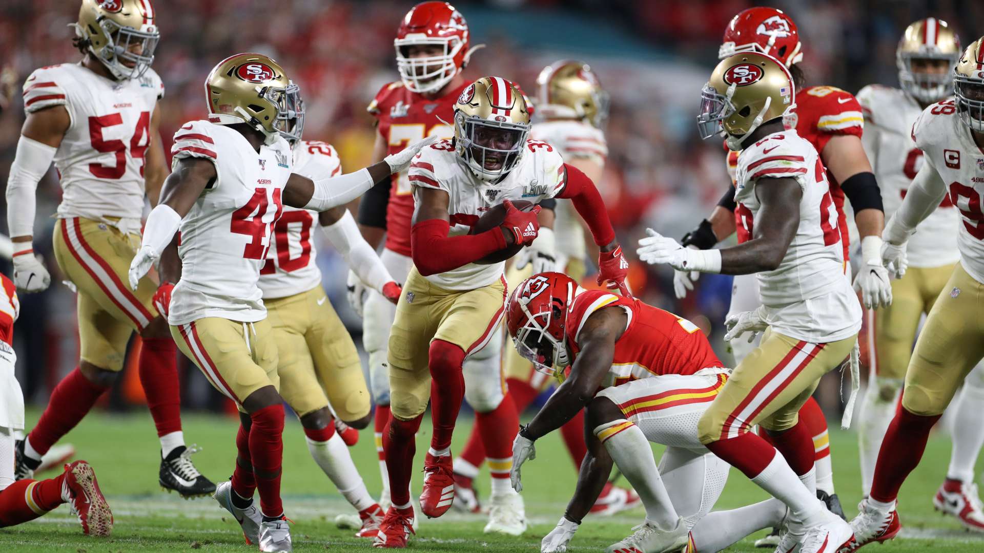 与欧洲俱乐 与欧洲俱乐