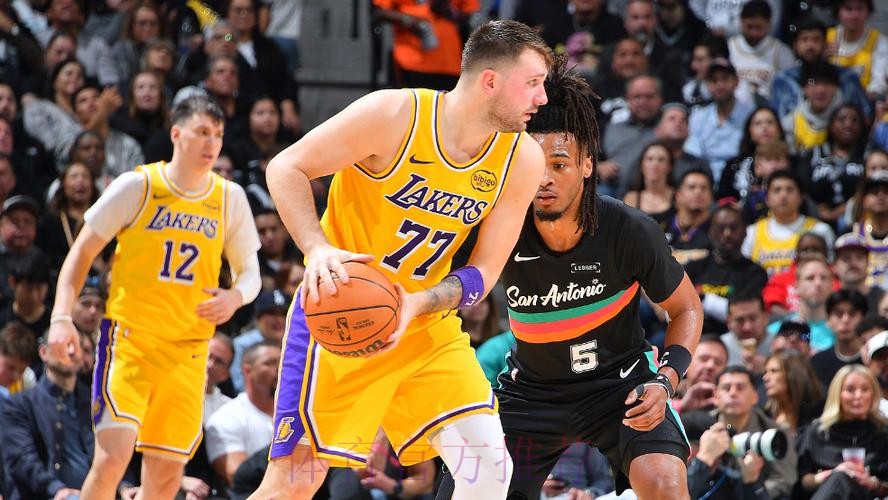 东契奇空砍38+10+10 湖人不敌马刺